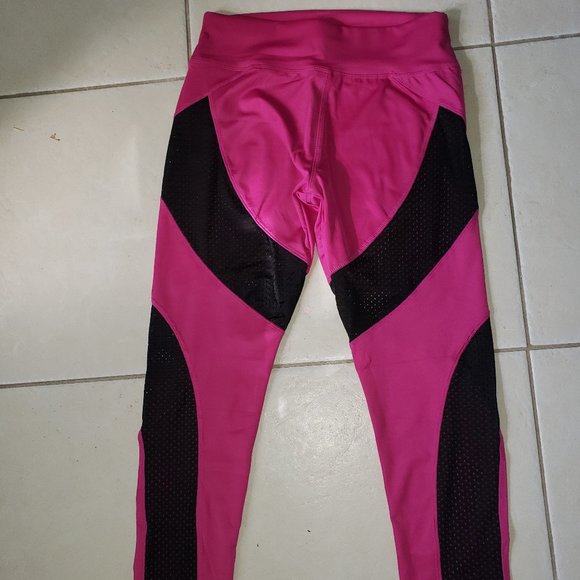 New Sexy Purple Leggings. - Picture 6 of 7